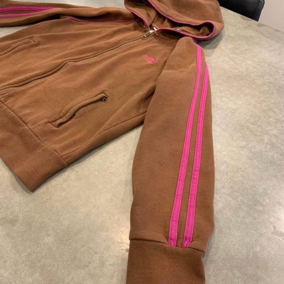 The North Face Hoodie - Picture 4 of 8